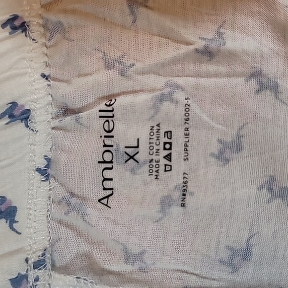 0715. NWTs ~ Ambrielle Sleepwear ~ XL ~ Blue & Pink Elephants 100% Cotton ~ - Picture 4 of 5